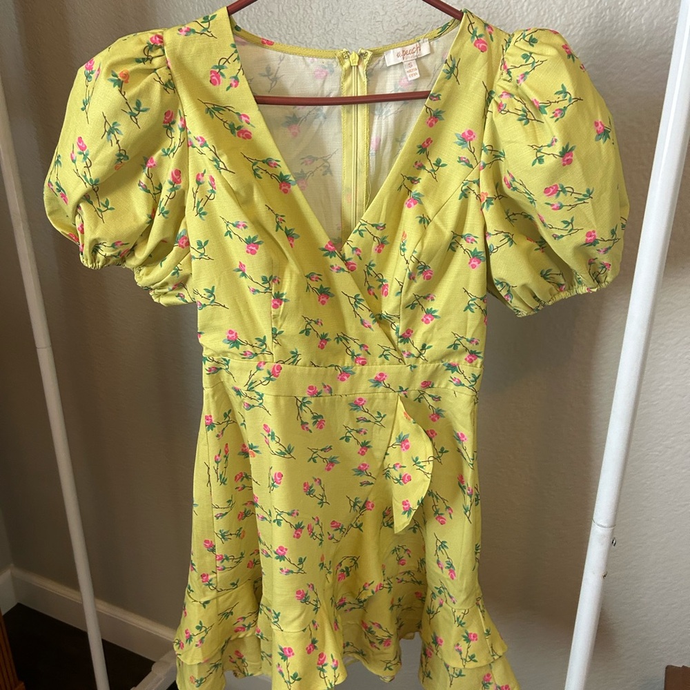 Yellow Floral Puff Sleeve Dress